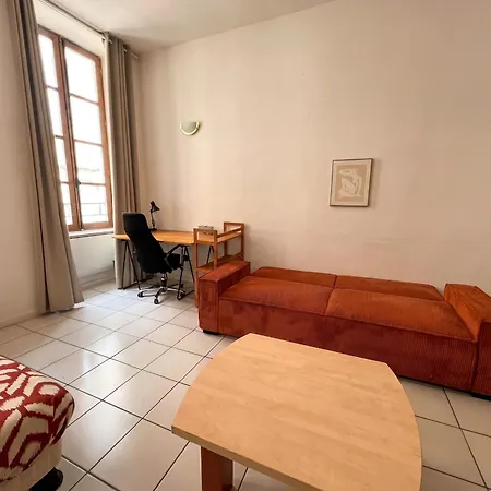 D'exception Face Aux Arenes De Apartamento Nimes